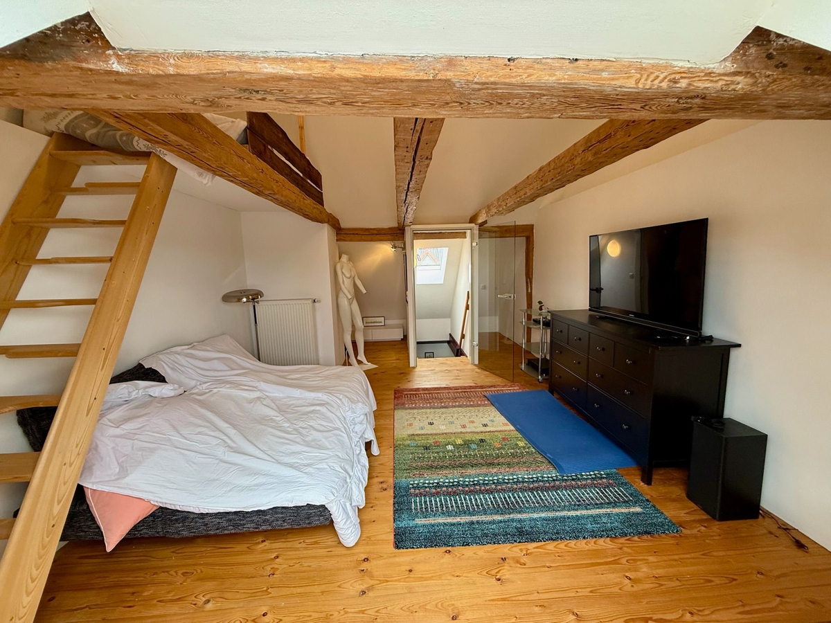 Wohnen und Arbeiten unter einem Dach – charmantes Stadthaus in Konnersreuth! – Konnersreuth – Bild 1 von 2