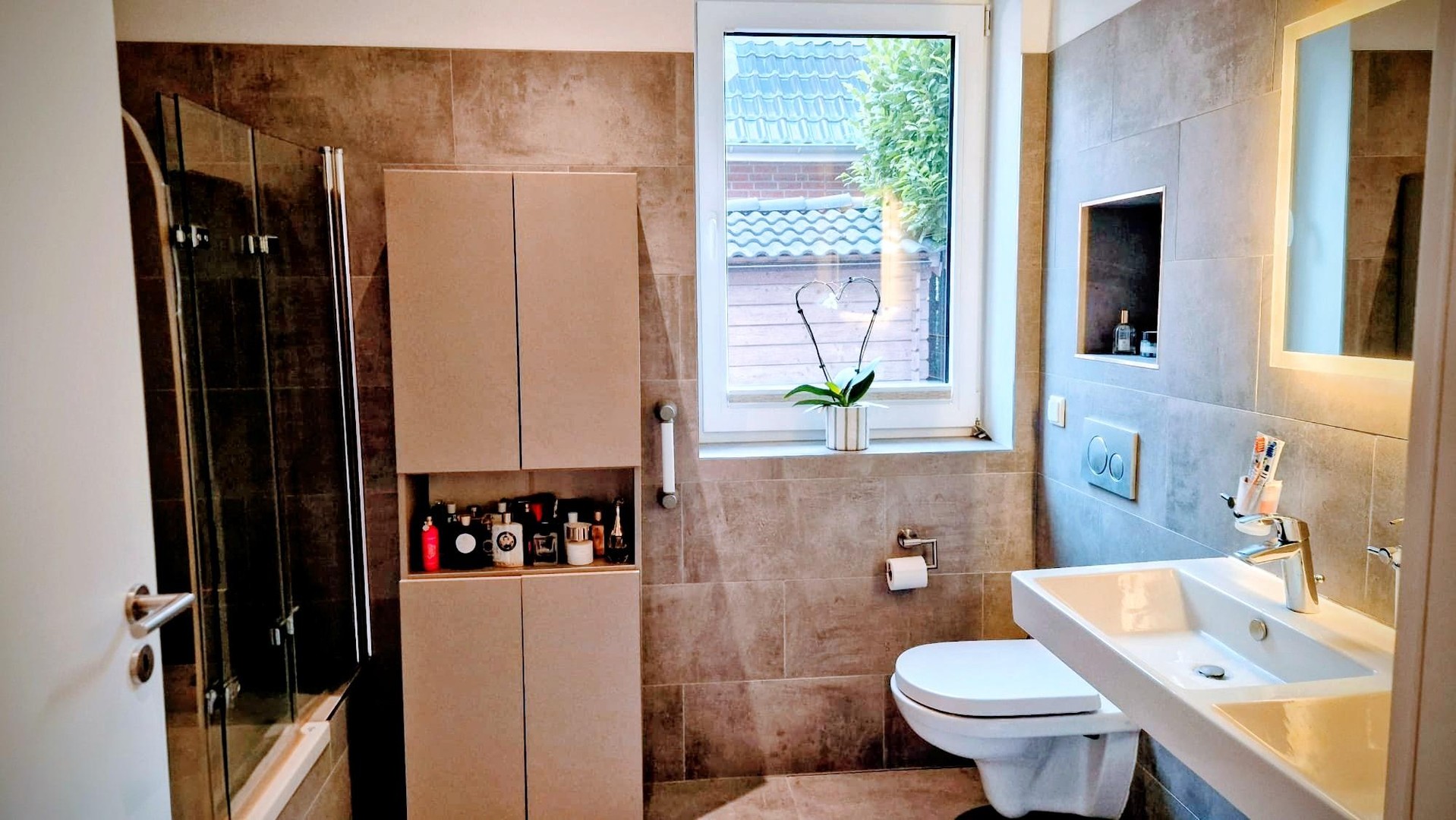 Barrierefreie Terrassenwohnung in AEZ Nähe