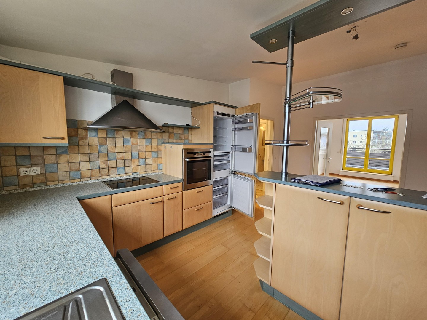 Property thumbnail 4