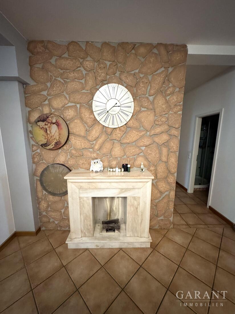 Property thumbnail 9