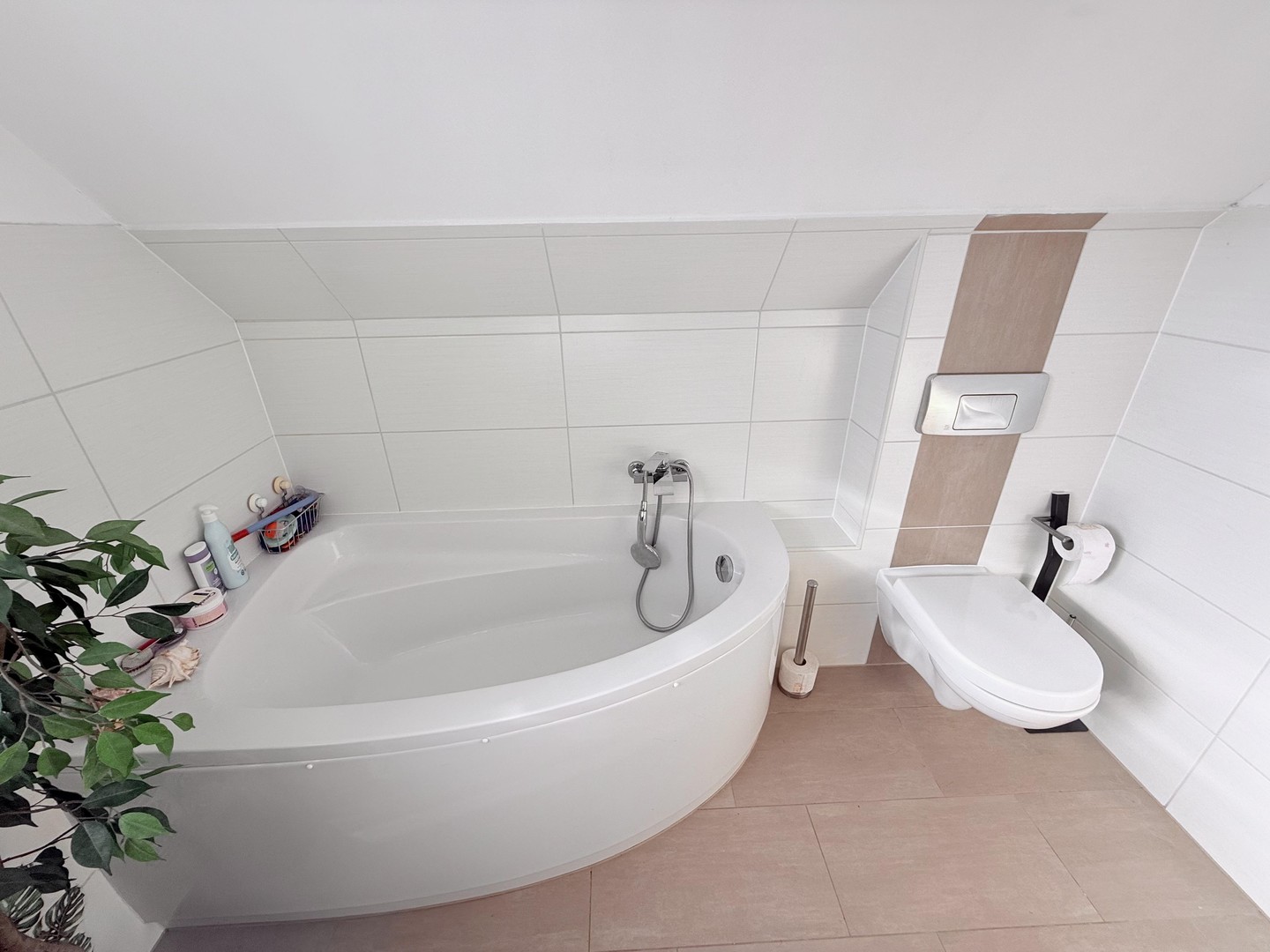 Property thumbnail 13