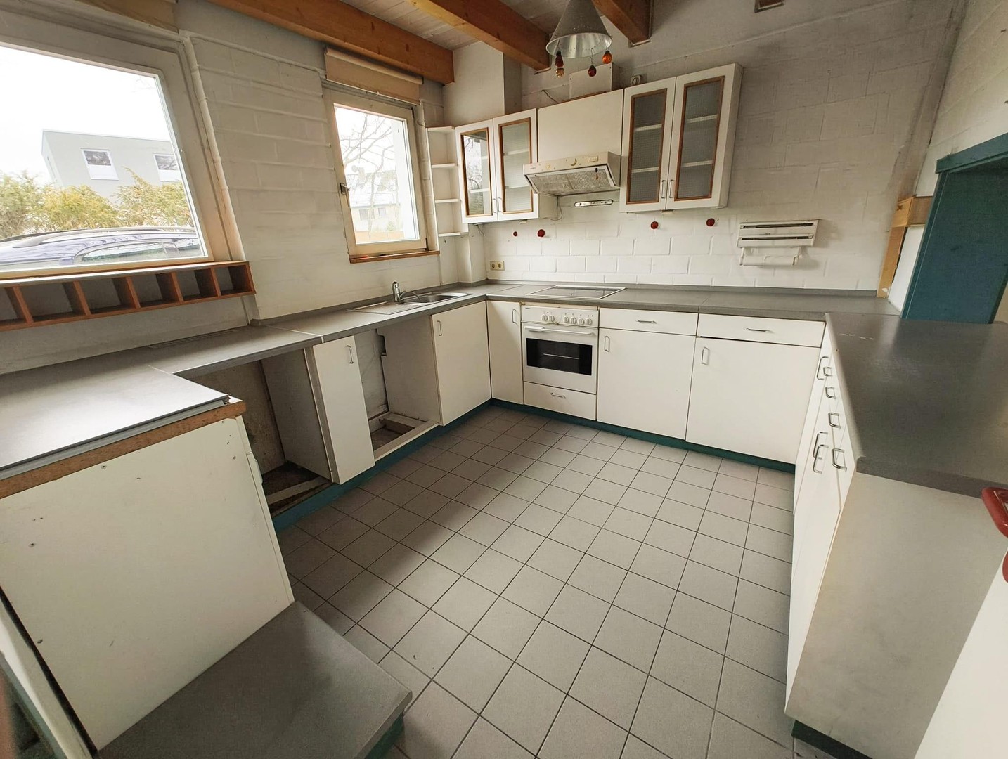 Property thumbnail 2