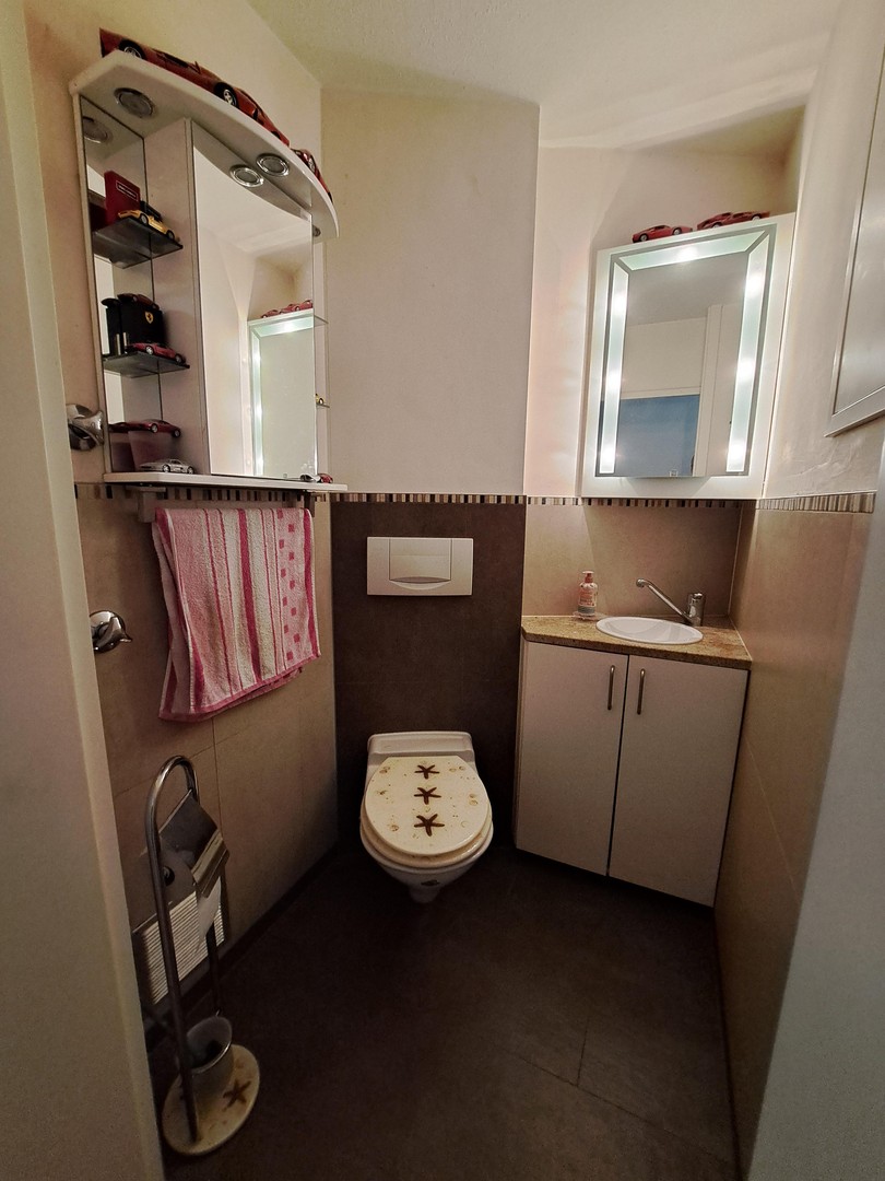 Property thumbnail 13