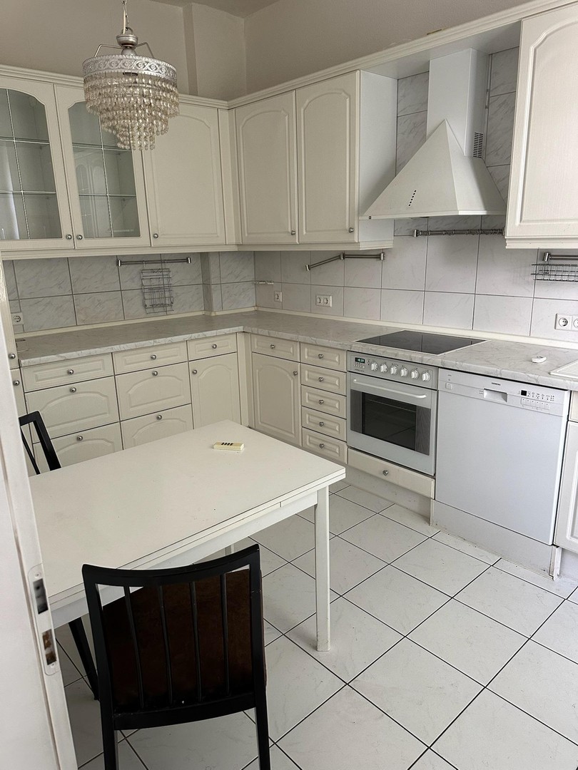 Property thumbnail 8