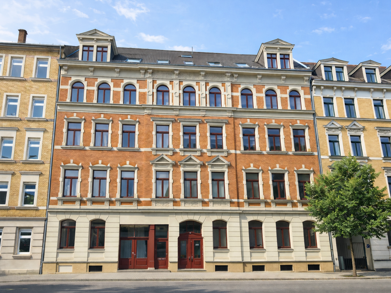 Property thumbnail 2