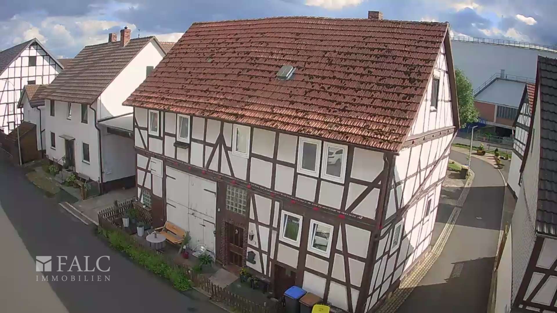 +++Vermietetes kleines Fachwerkhaus mit ausbaubarer Scheune+++ – Bad Wildungen – Vorschaubild 2