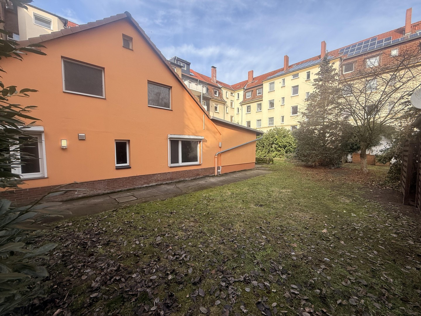 Property thumbnail 3