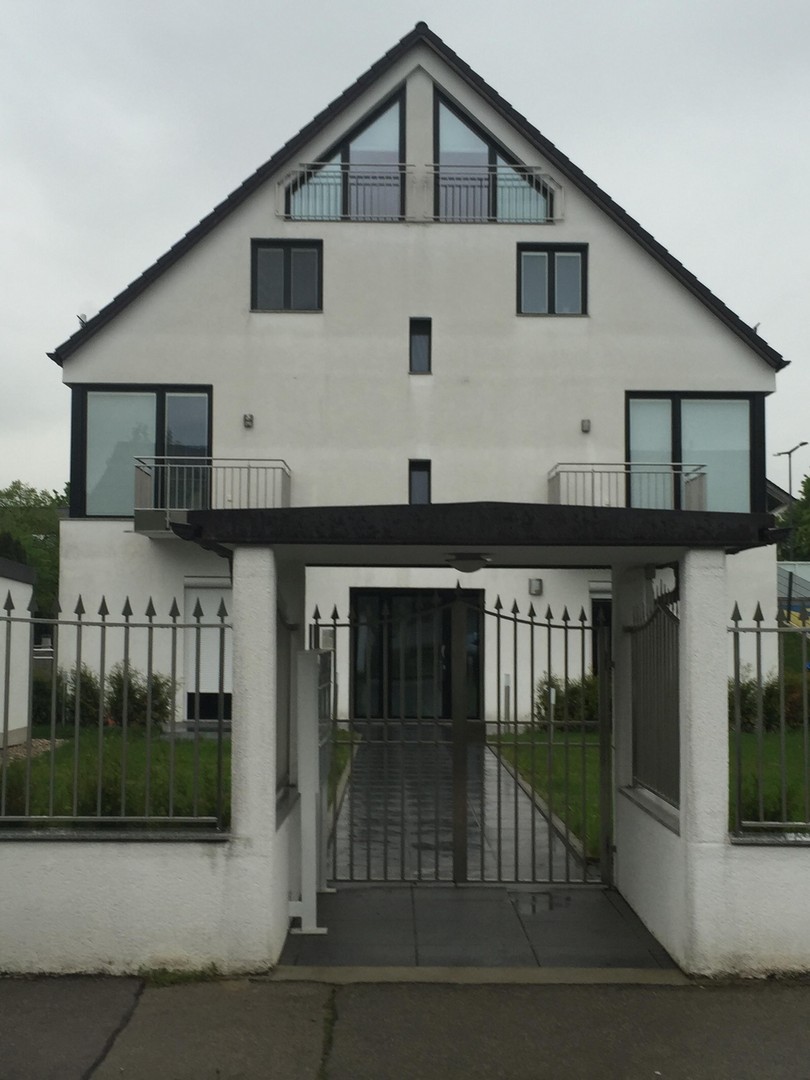 Property thumbnail 2