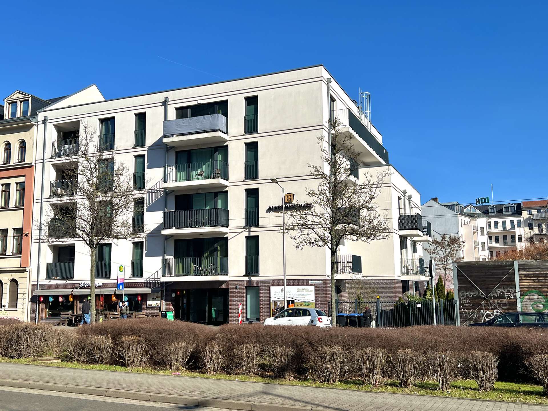 Property thumbnail 2