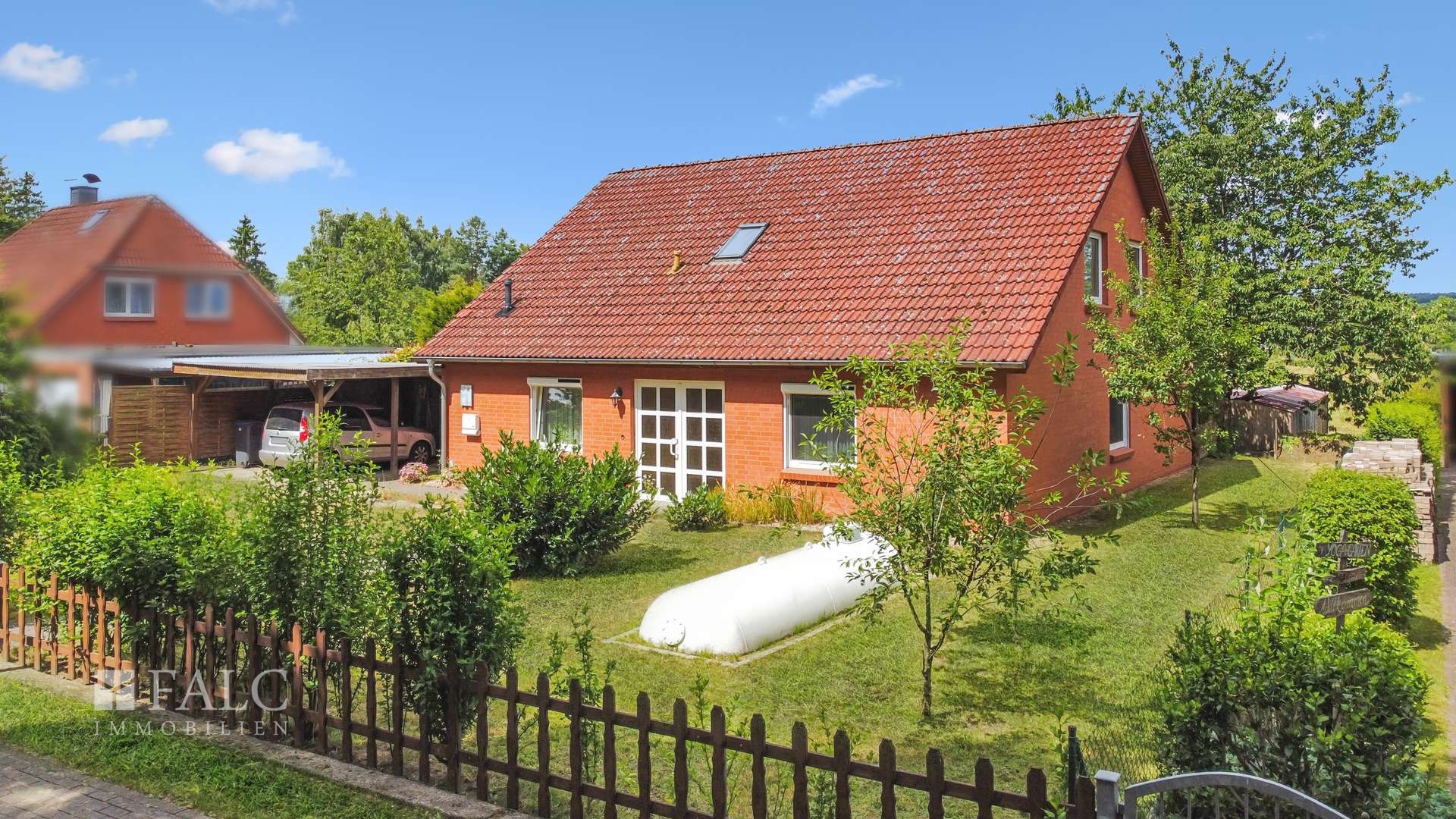 Ihr neues Zuhause im Grünen, charmantes Einfamilienhaus mit viel Platz zum Entfalten – Bengerstorf – Vorschaubild 3