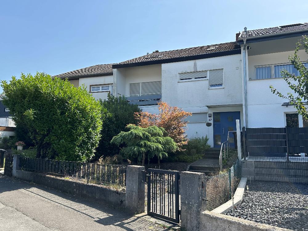 +++ Ruhbank: Großzügiges Einfamilienhaus mit Einliegerwohnung in hervorragender Wohnlage mit Südost-Terrasse und Balkonen+++ – Pirmasens – Vorschaubild 3