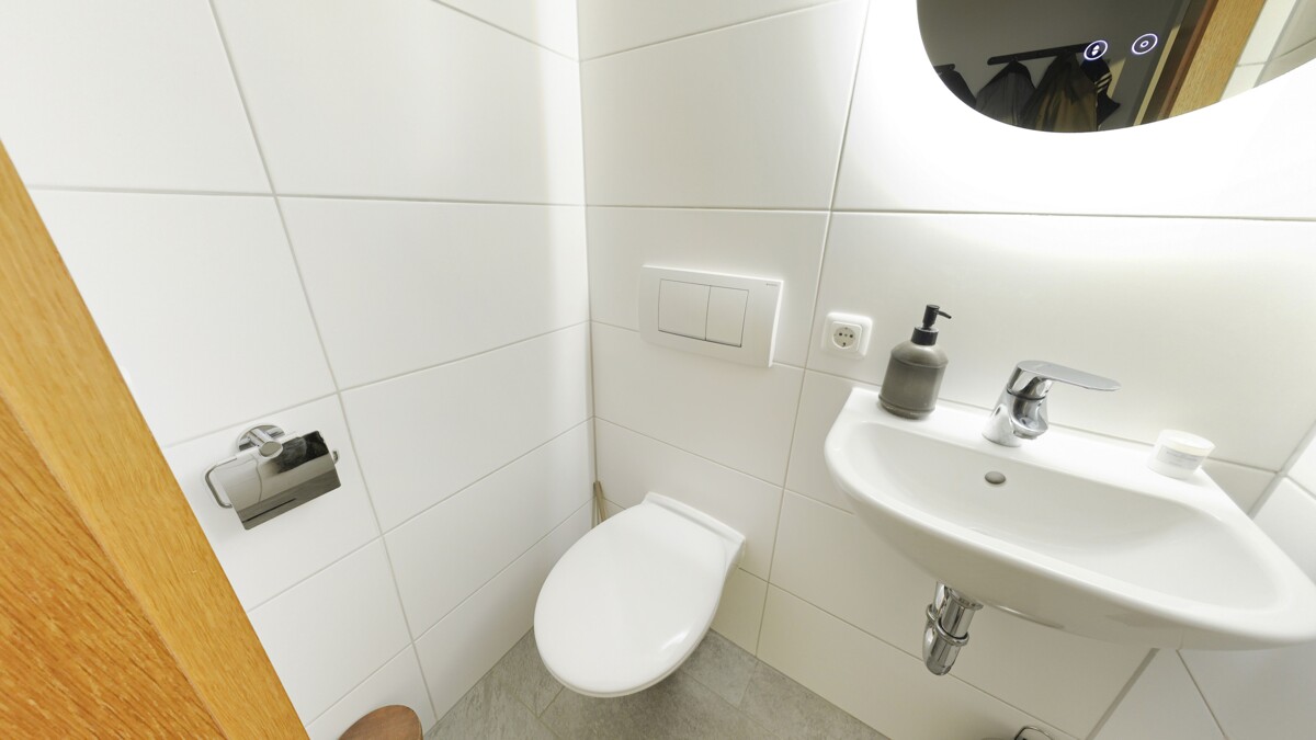 Property thumbnail 9