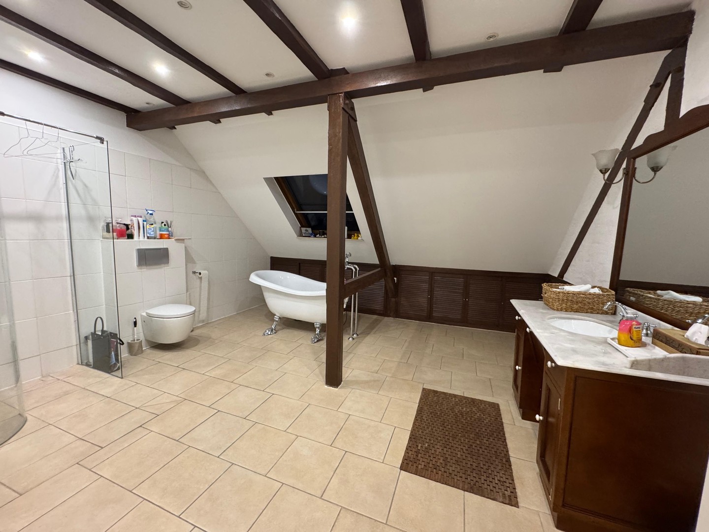 Property thumbnail 16