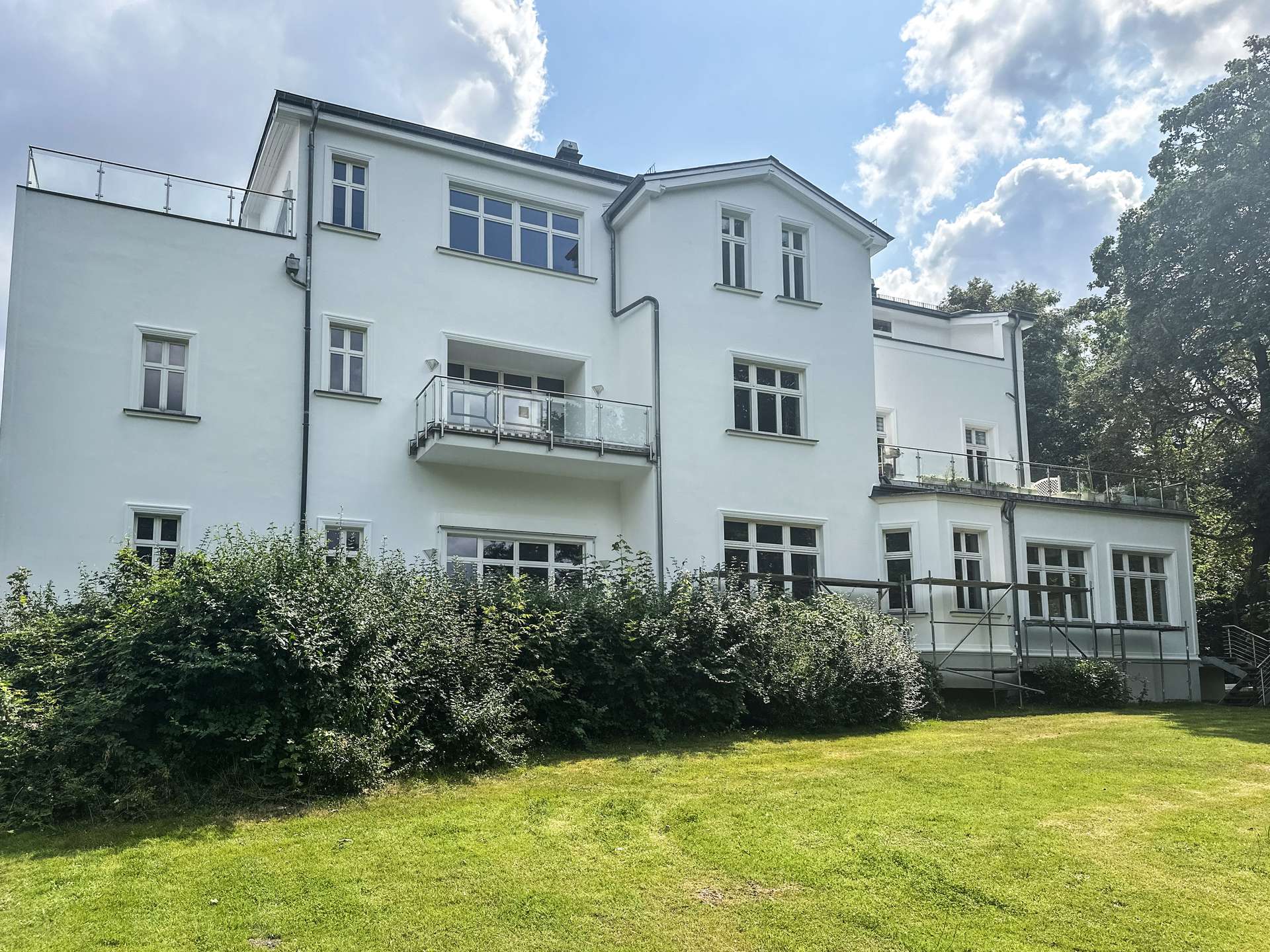 Property thumbnail 11