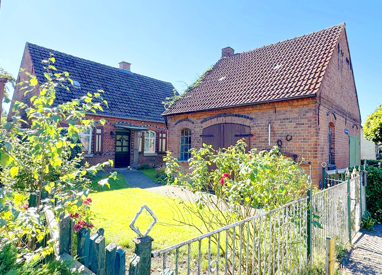 Immobilie in Aland - ...mit Schmiedeatelier - Bild 1