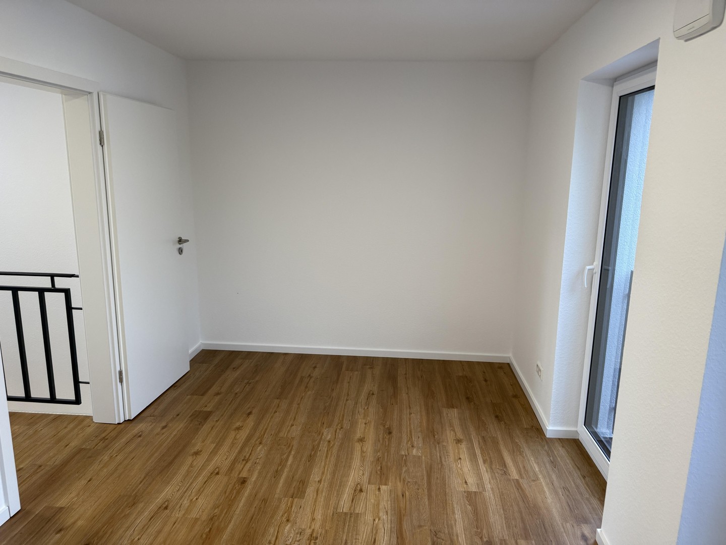 Property thumbnail 36