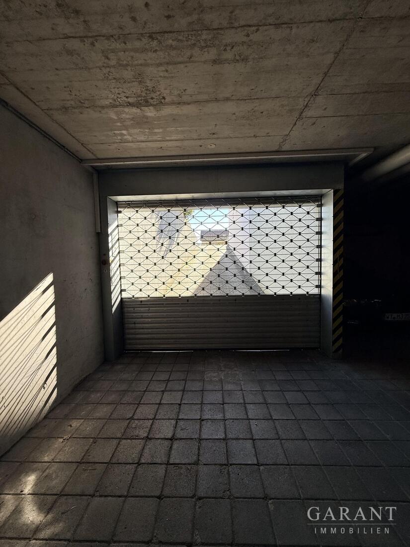 bg