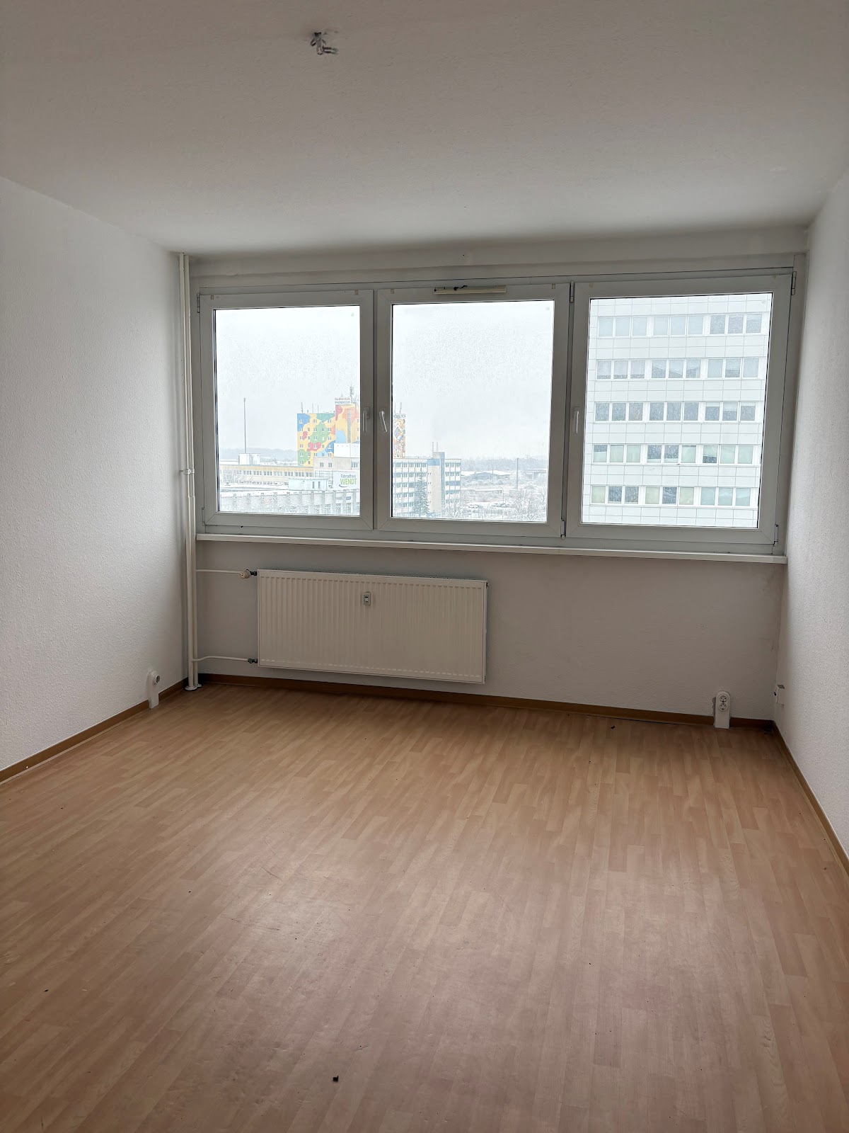 Property thumbnail 2