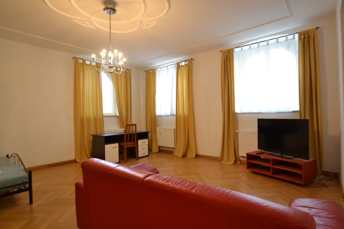 Property thumbnail 3