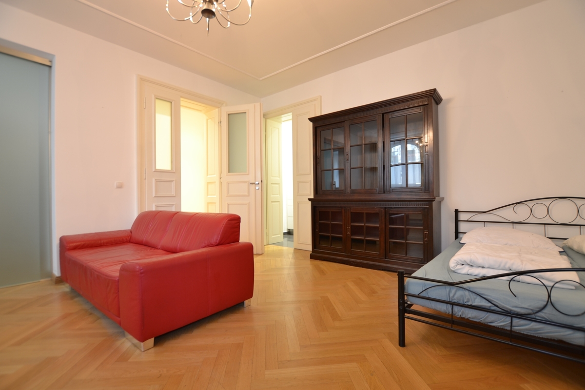 Property thumbnail 9