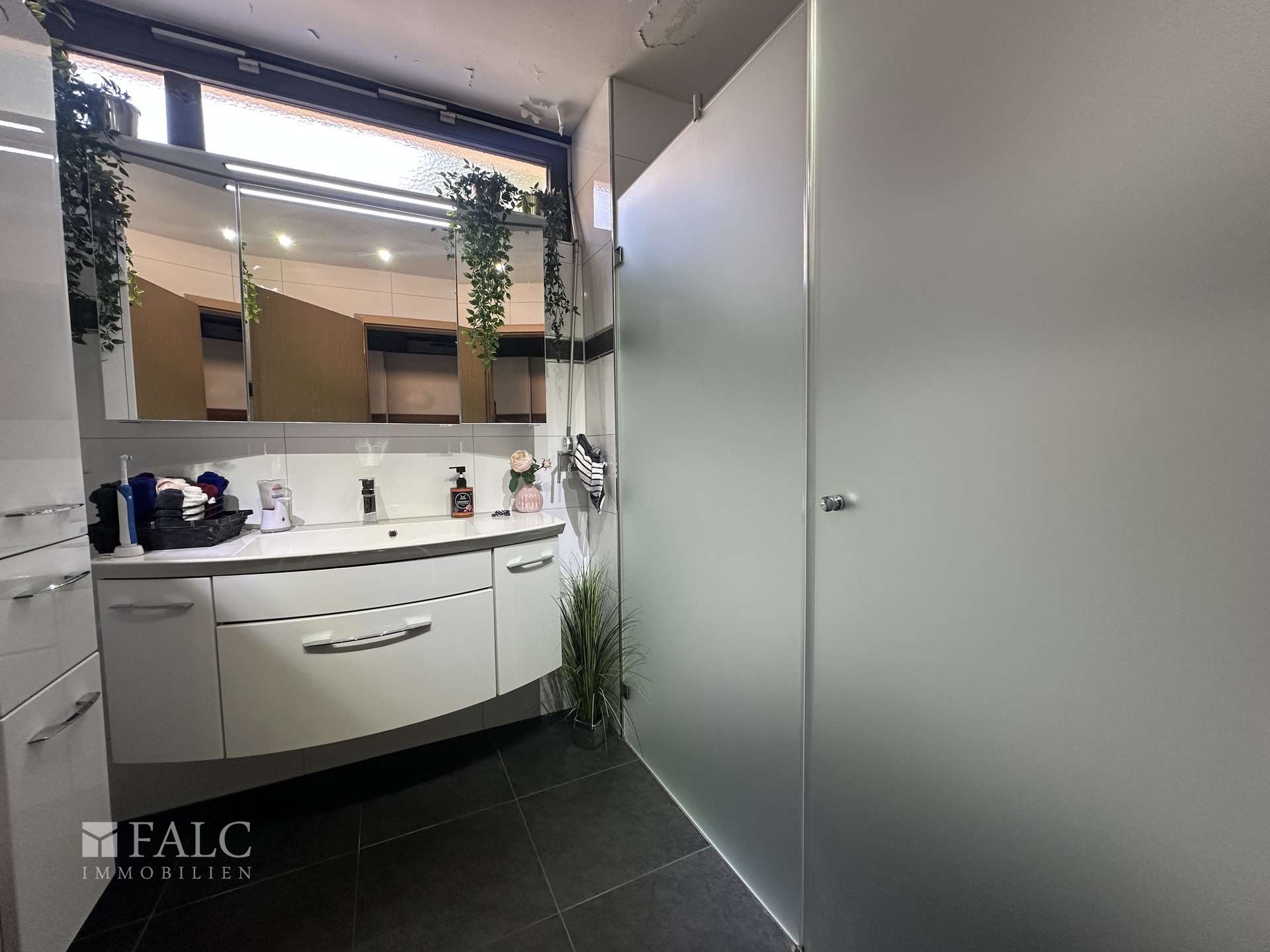 Property thumbnail 17