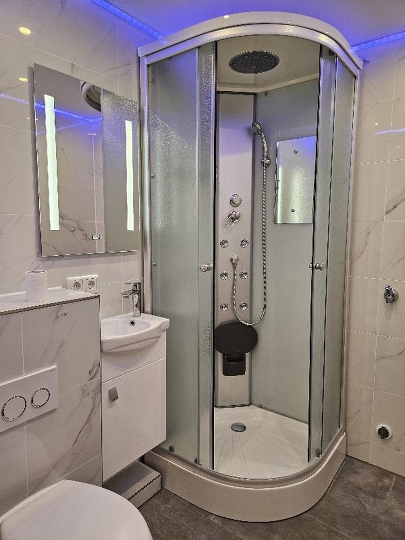 Property thumbnail 5