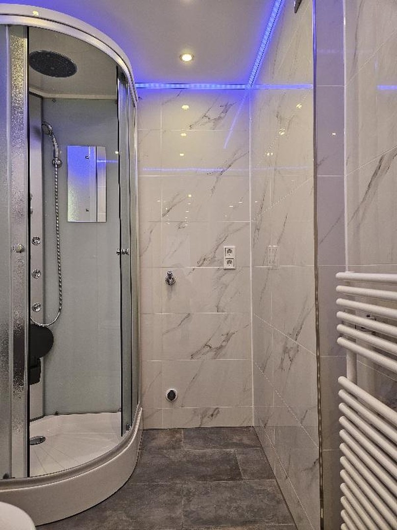 Property thumbnail 8