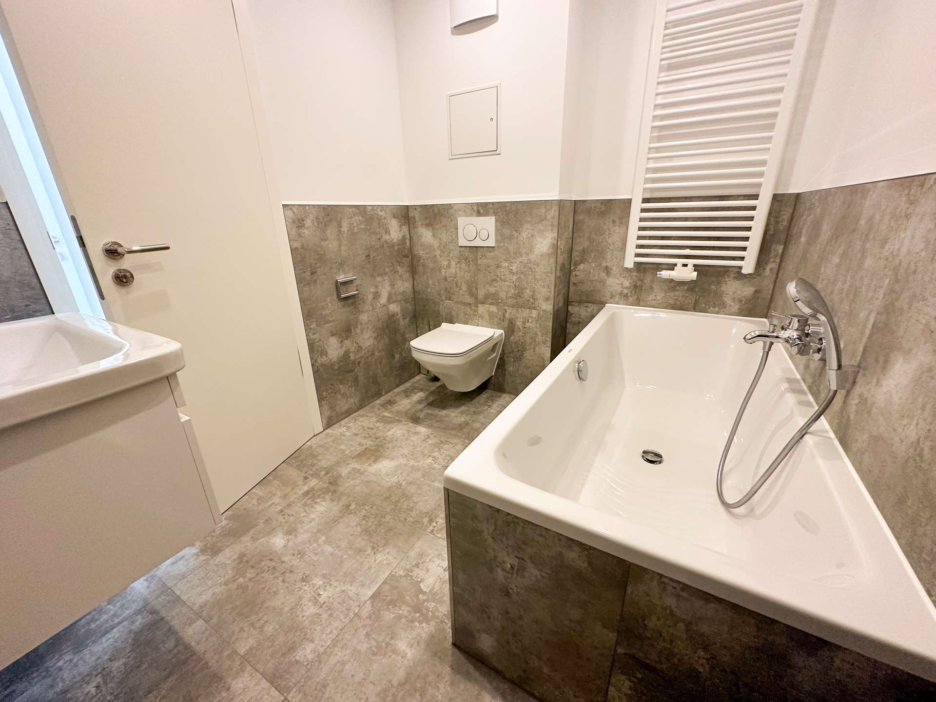 Property thumbnail 7