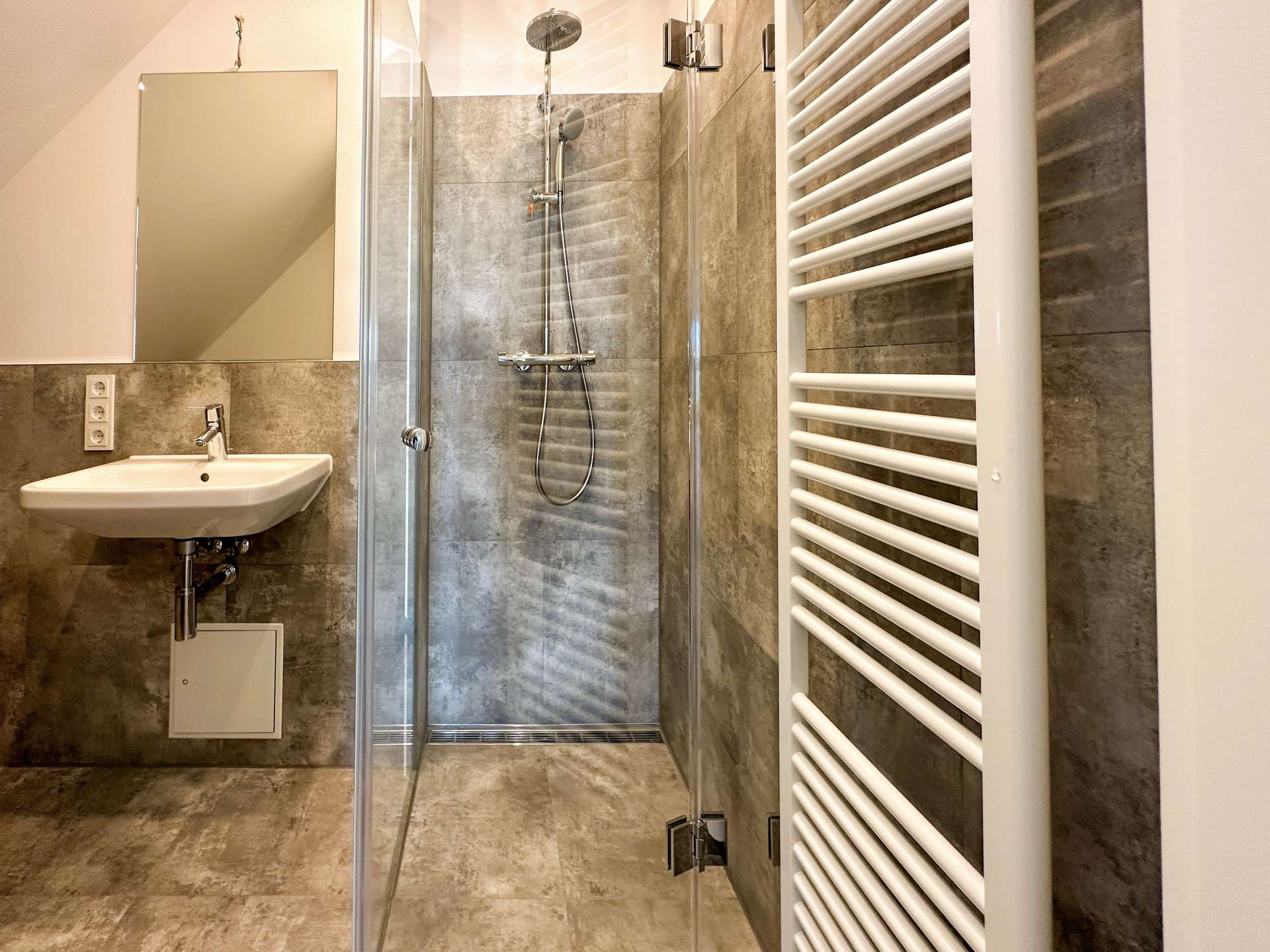 Property thumbnail 11