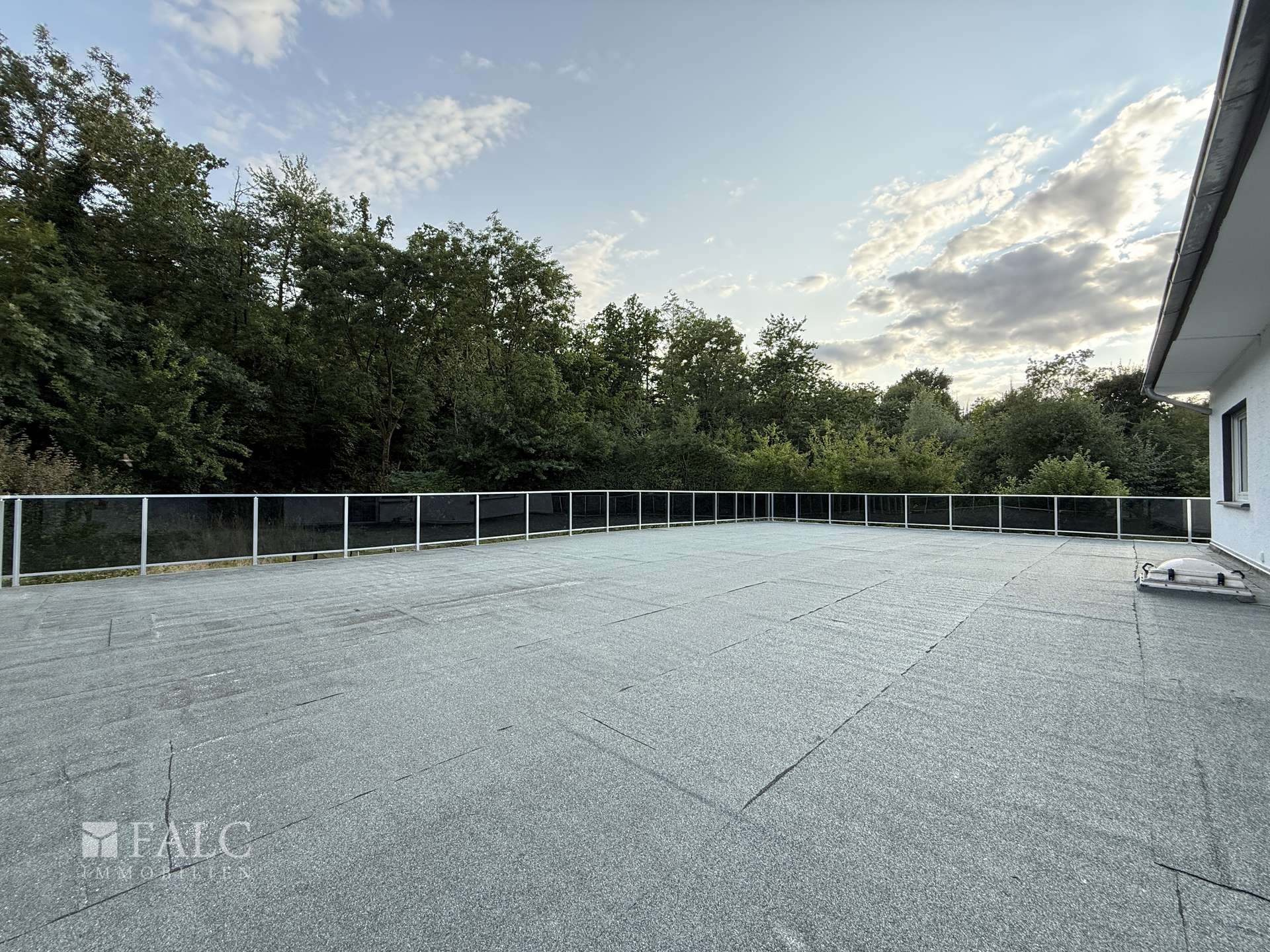 ***Dalhausen - Großzügige Villa mit Wellnessbereich, Dachterrasse und Gartenidylle*** – Beverungen – Vorschaubild 13