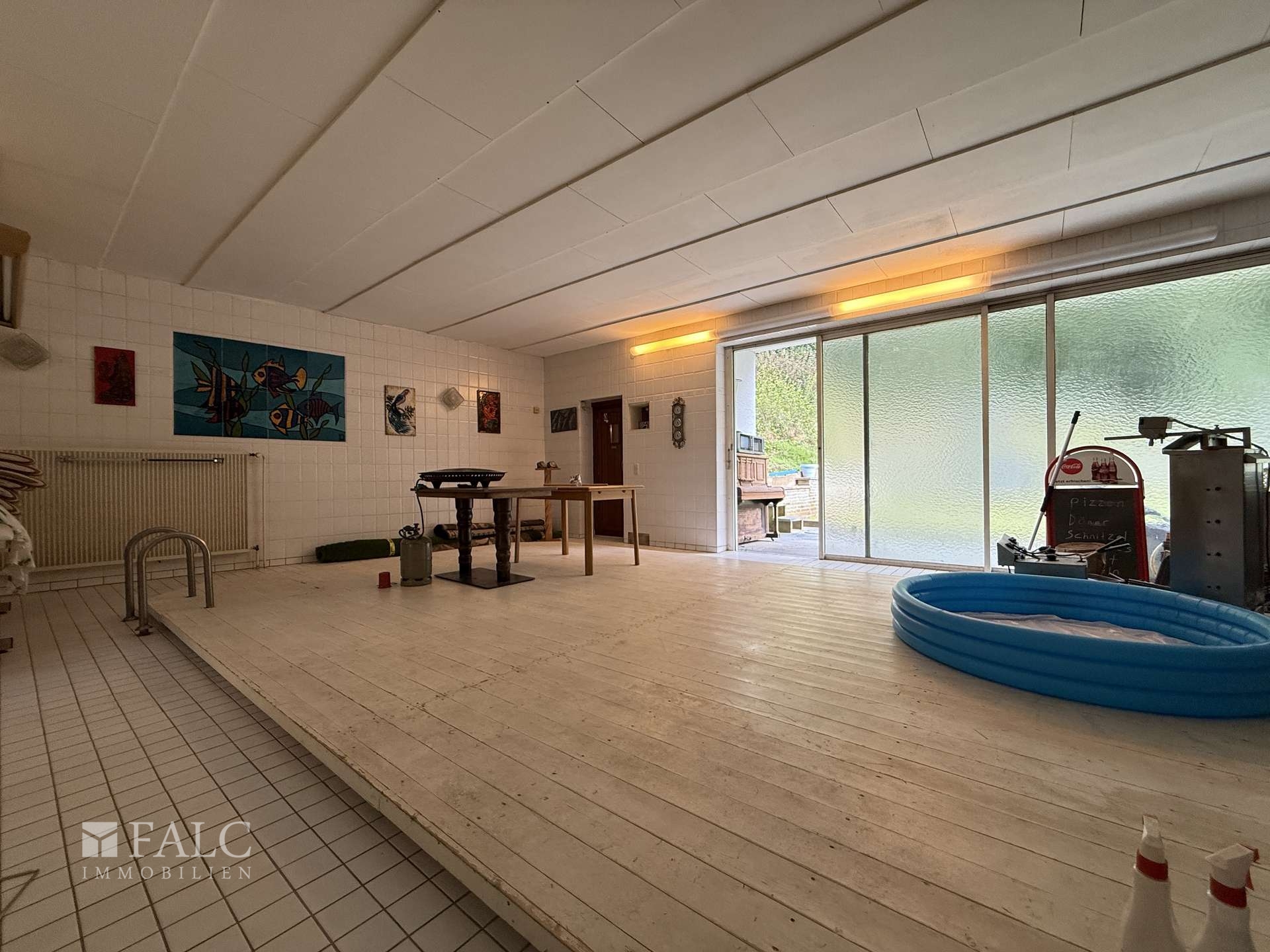 ***Dalhausen - Großzügige Villa mit Wellnessbereich, Dachterrasse und Gartenidylle*** – Beverungen – Vorschaubild 16