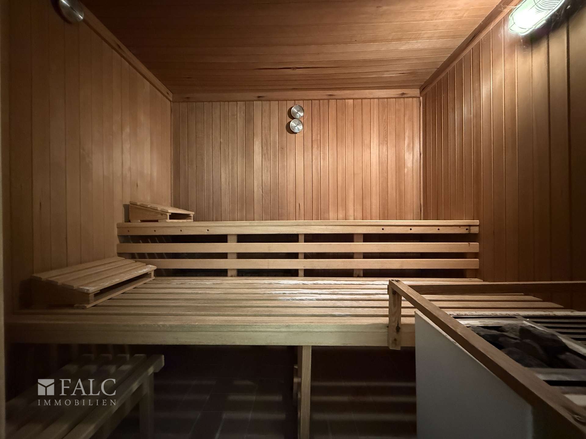 ***Dalhausen - Großzügige Villa mit Wellnessbereich, Dachterrasse und Gartenidylle*** – Beverungen – Vorschaubild 17