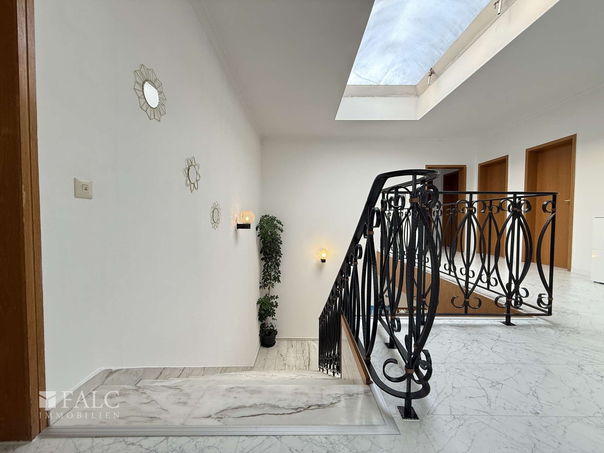 ***Dalhausen - Großzügige Villa mit Wellnessbereich, Dachterrasse und Gartenidylle*** – Beverungen – Vorschaubild 21