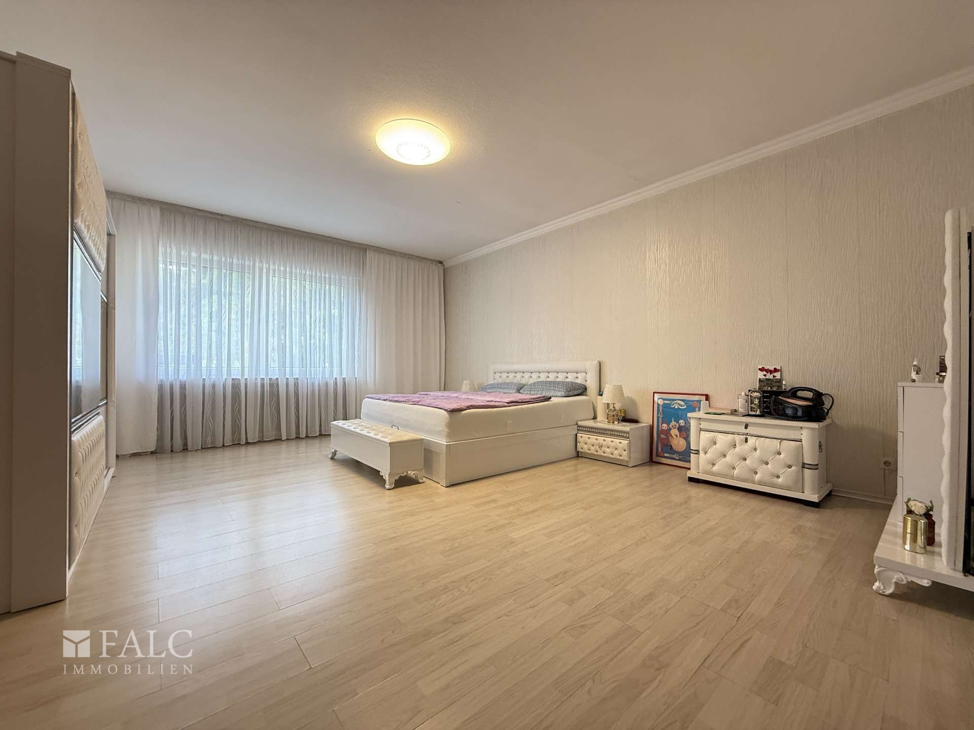 ***Dalhausen - Großzügige Villa mit Wellnessbereich, Dachterrasse und Gartenidylle*** – Beverungen – Vorschaubild 34