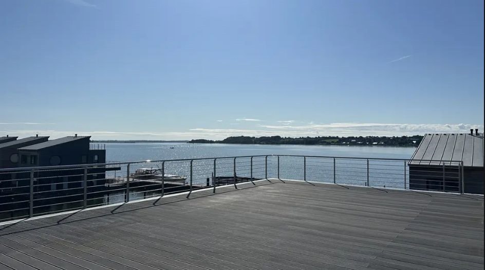 Leben auf dem Wasser! Wasserhaus im Pionierhafen in Schleswig direkt auf der Schlei! – Schleswig – Vorschaubild 2