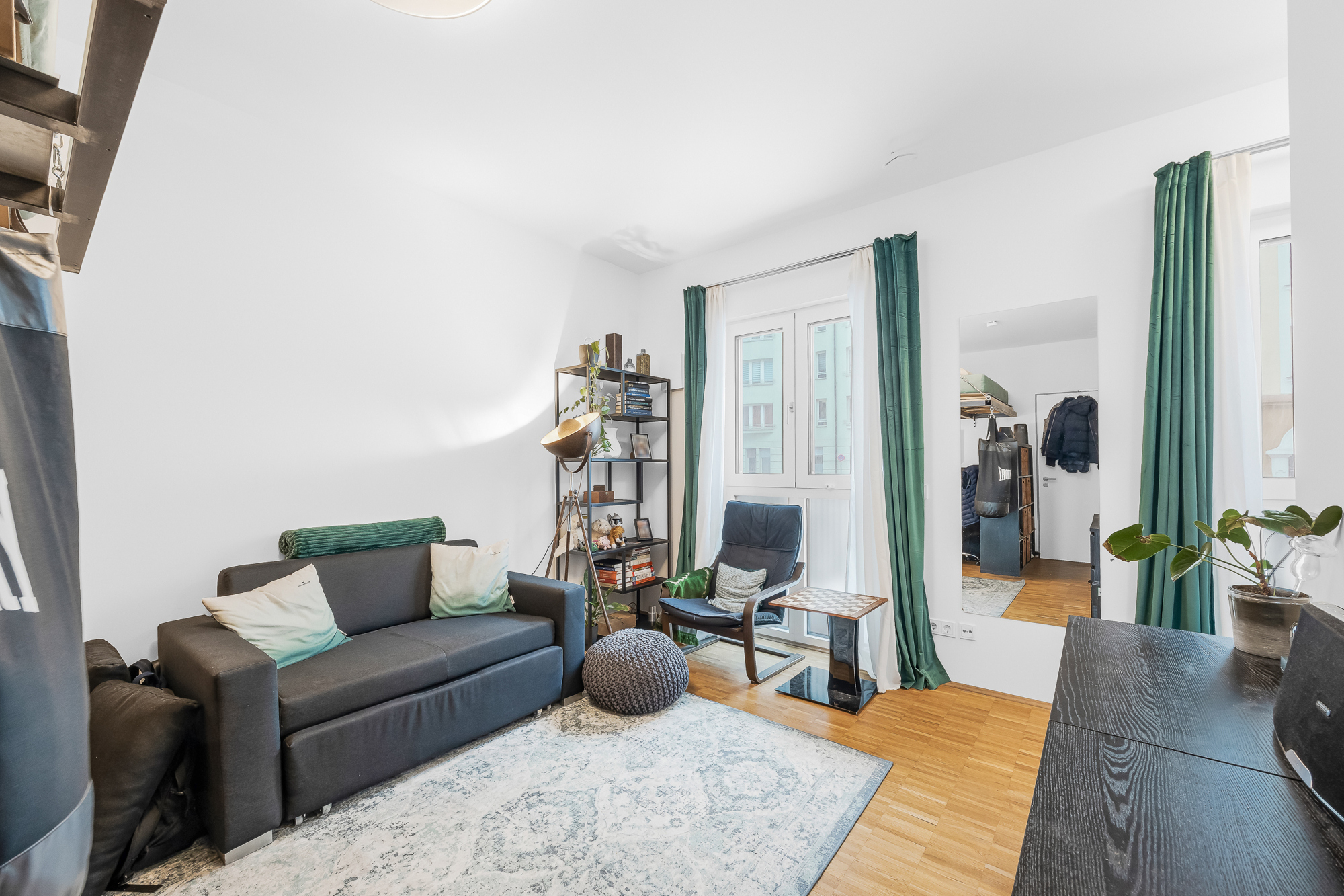 Property thumbnail 2