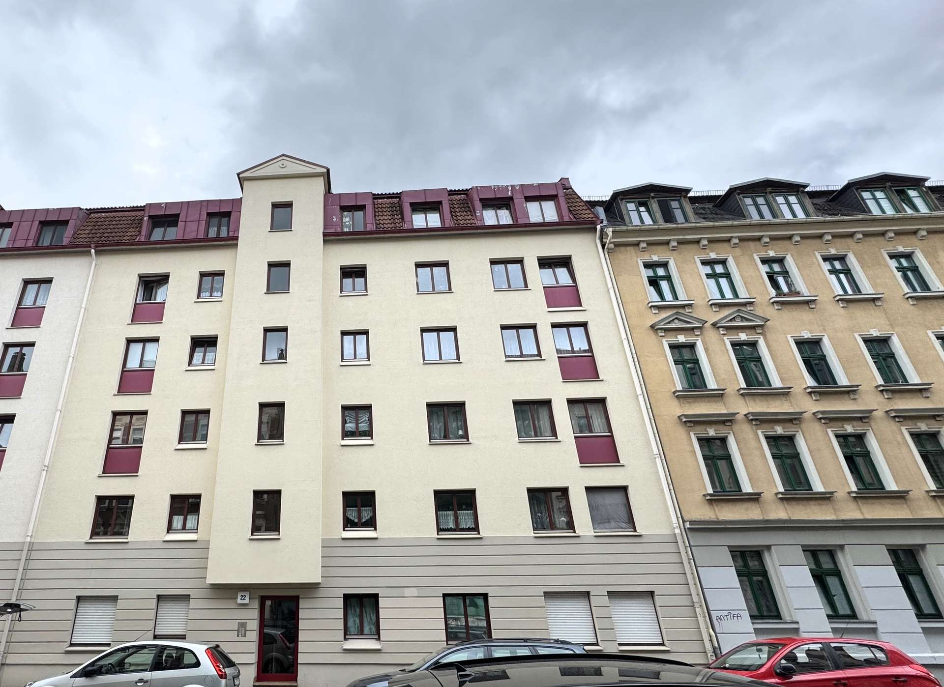 Property thumbnail 2