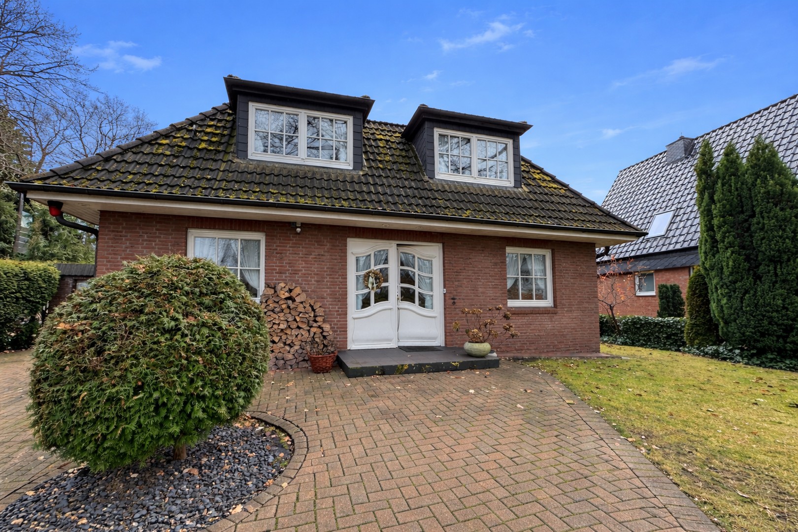 Property thumbnail 2