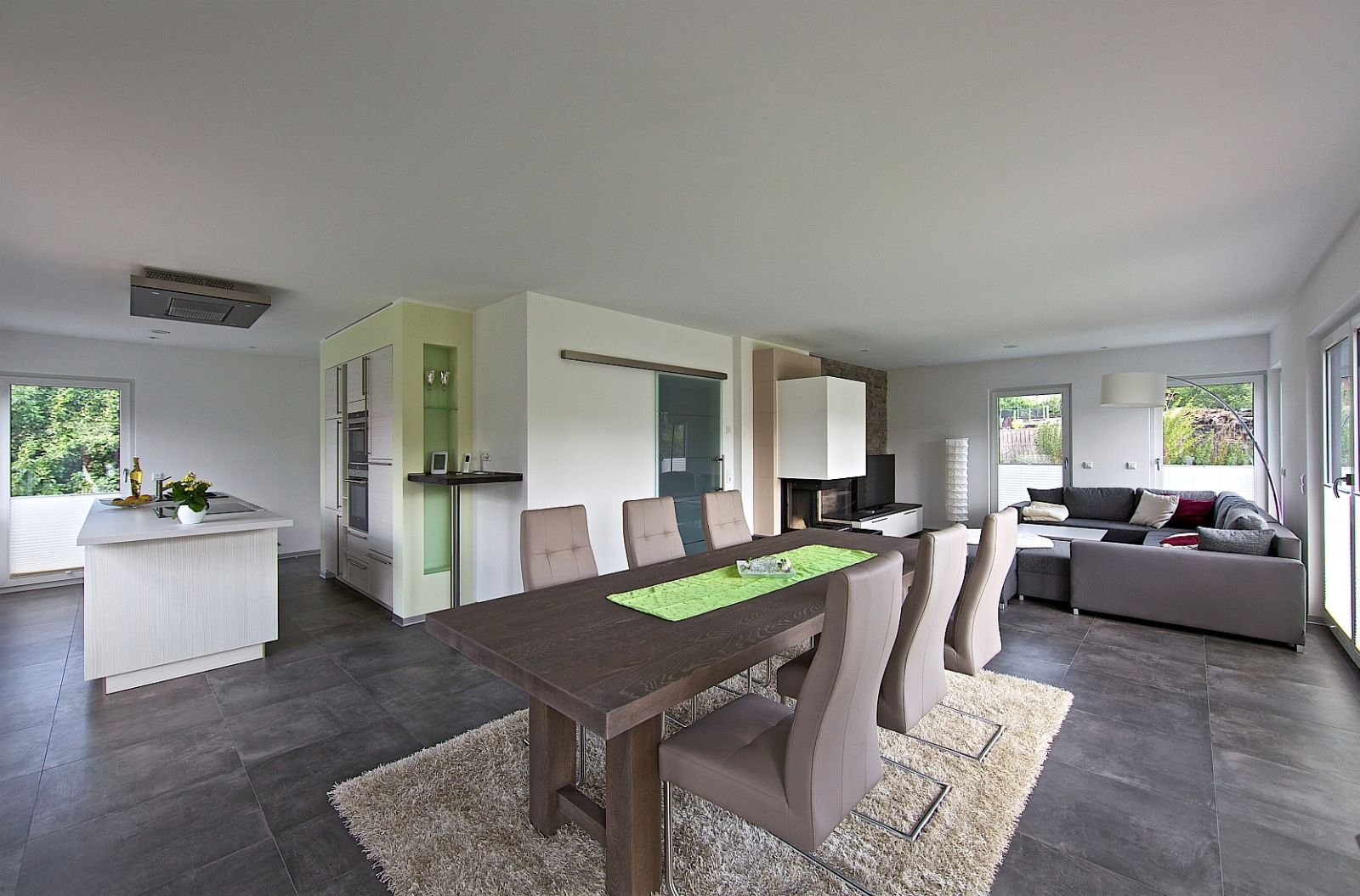 Property thumbnail 7