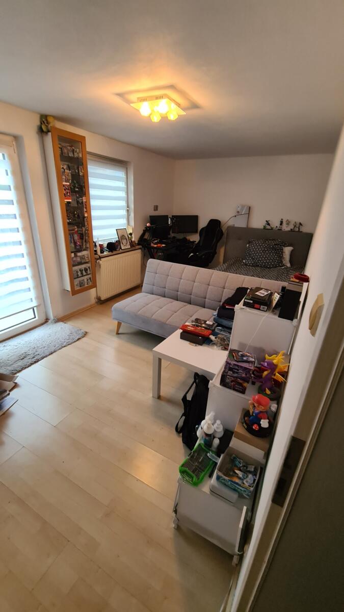 bg