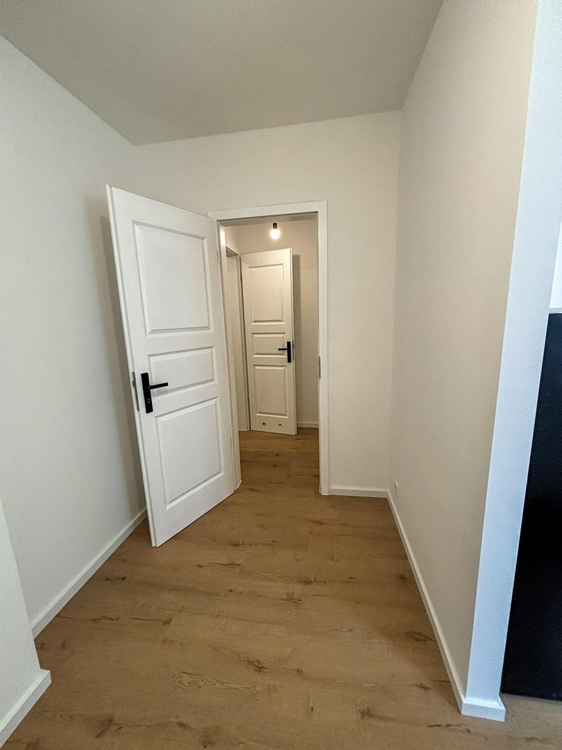 Property thumbnail 9