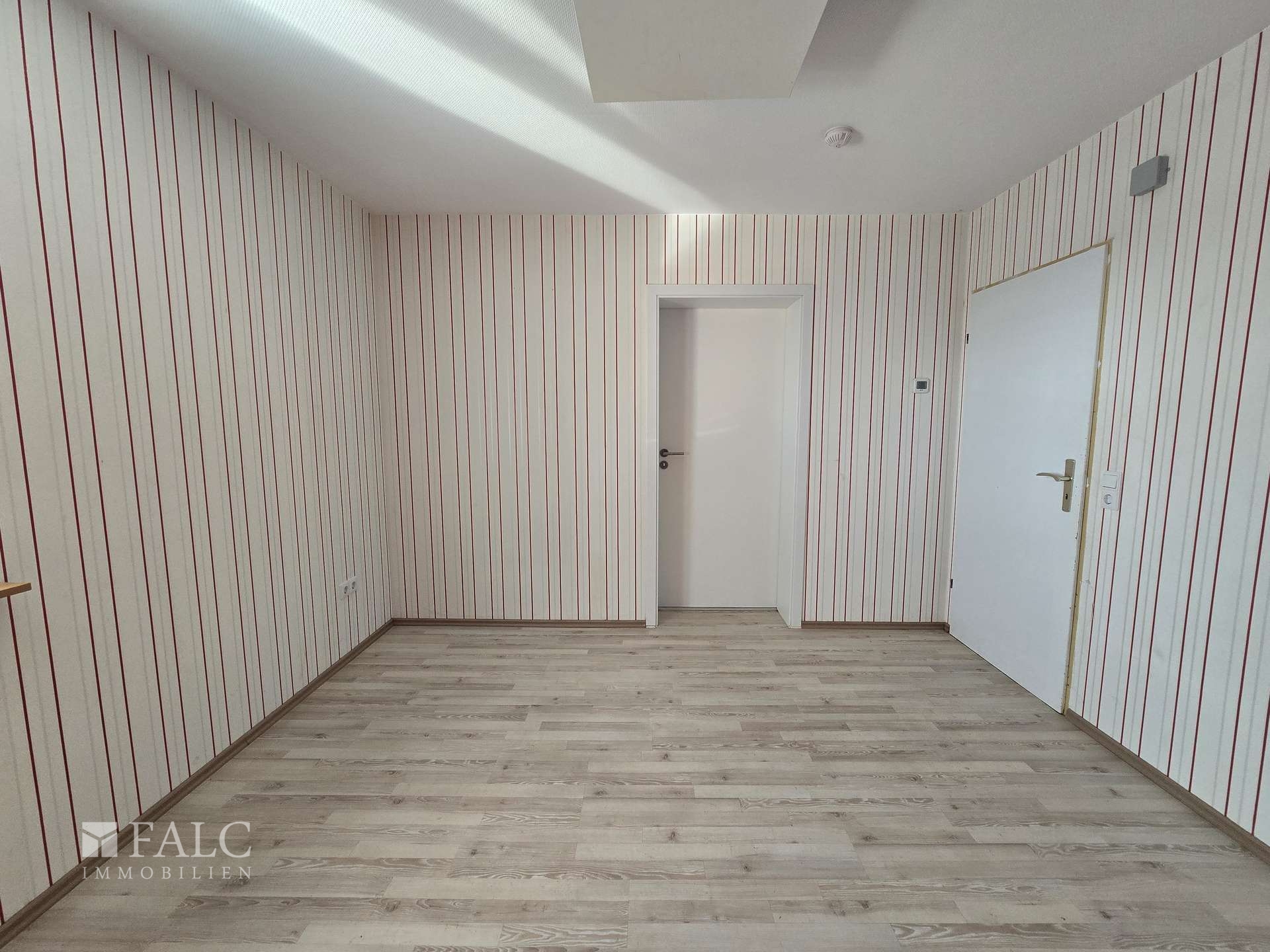 Raumwunder mit Rendite: Ideal für Großfamilien oder Anleger. – Morsbach – Vorschaubild 13