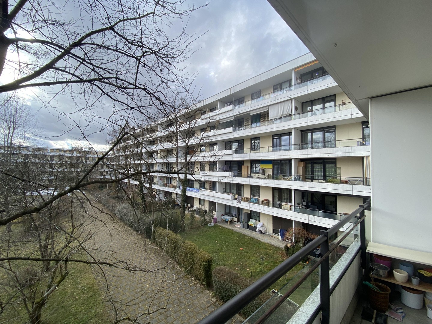 Property thumbnail 2