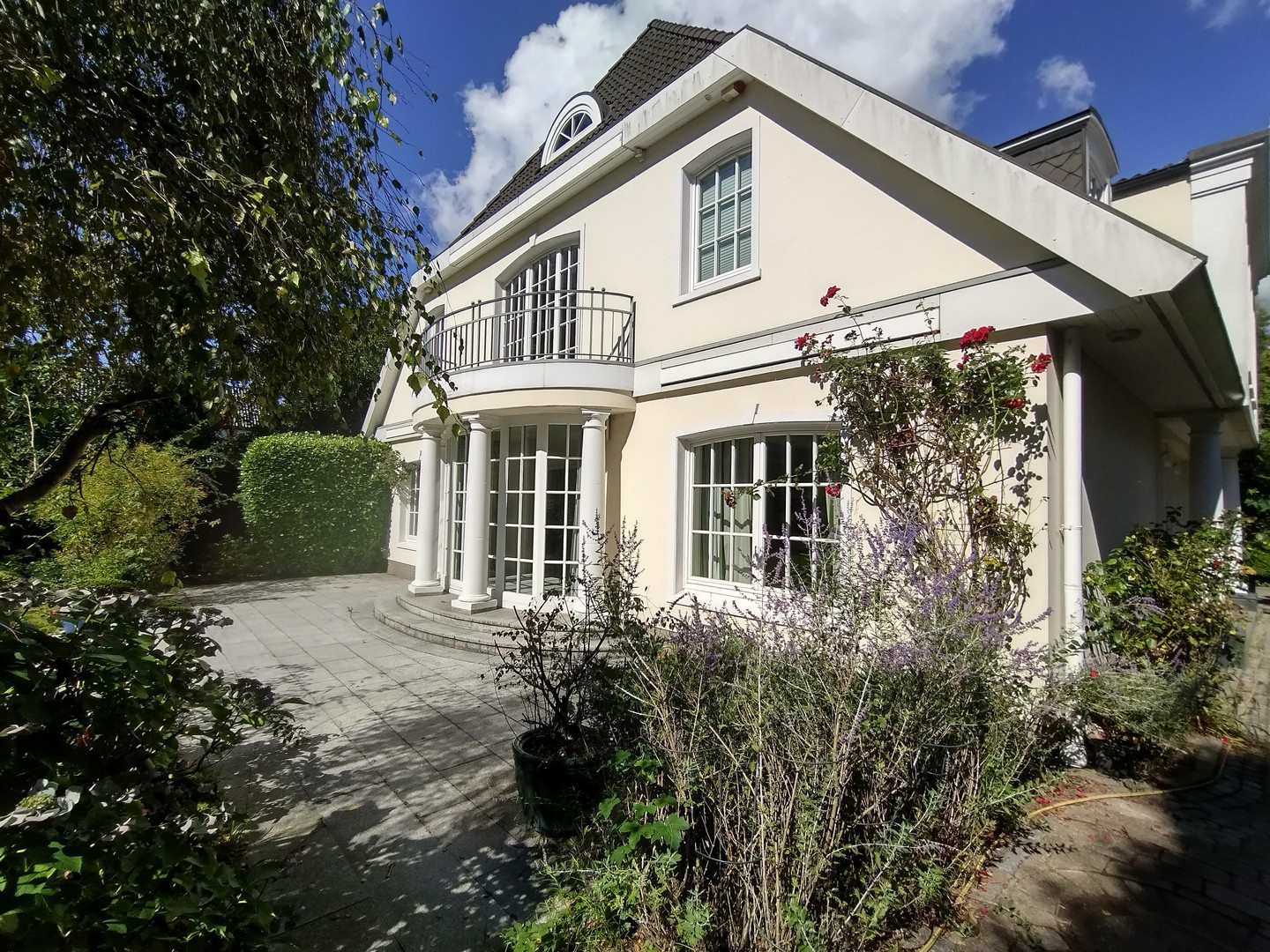 Property thumbnail 4