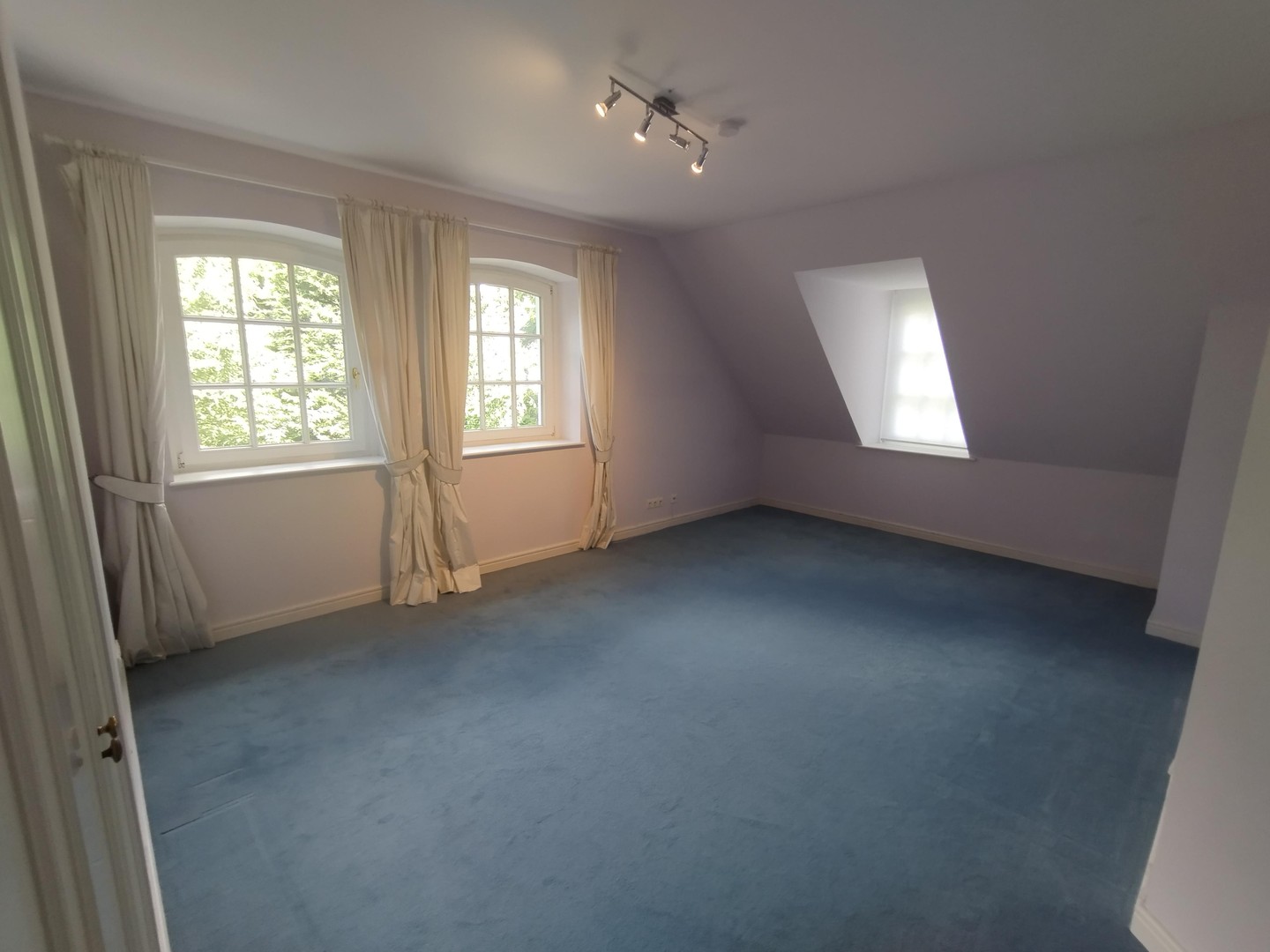 Property thumbnail 42