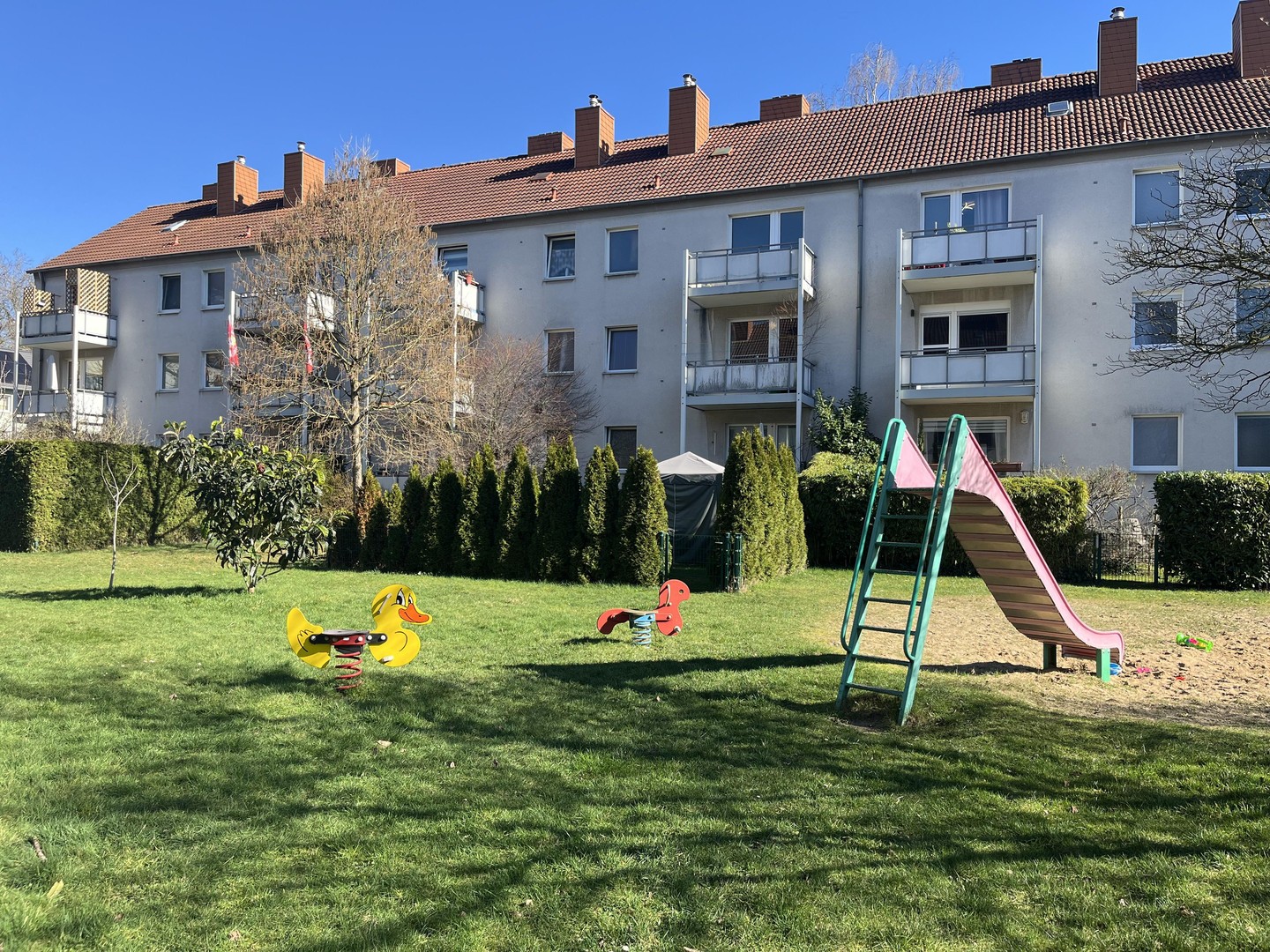 Property thumbnail 2