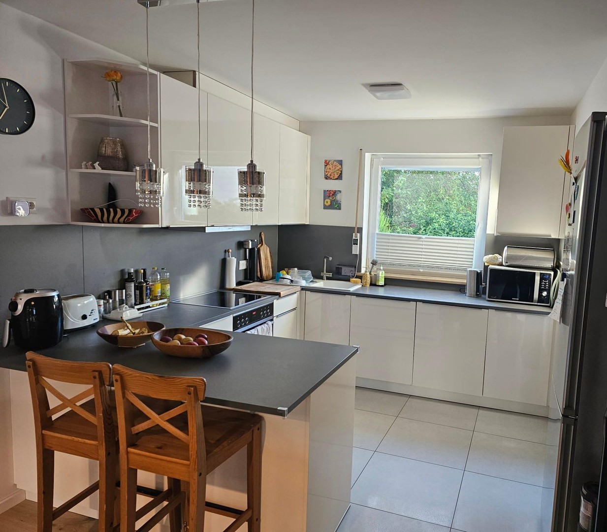 Schön renoviertes Reienhaus in familienfreundlicher Lage