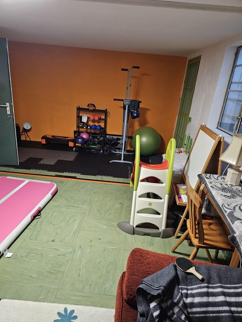 Property thumbnail 12