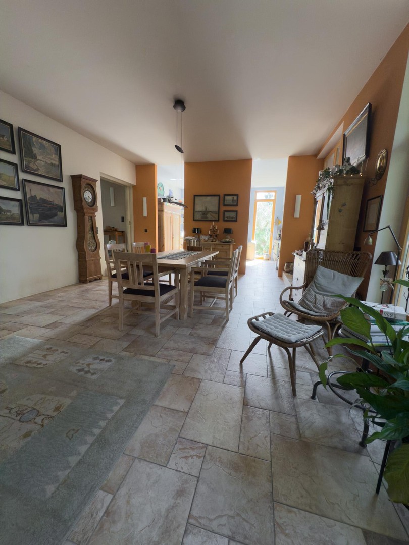 Property thumbnail 10