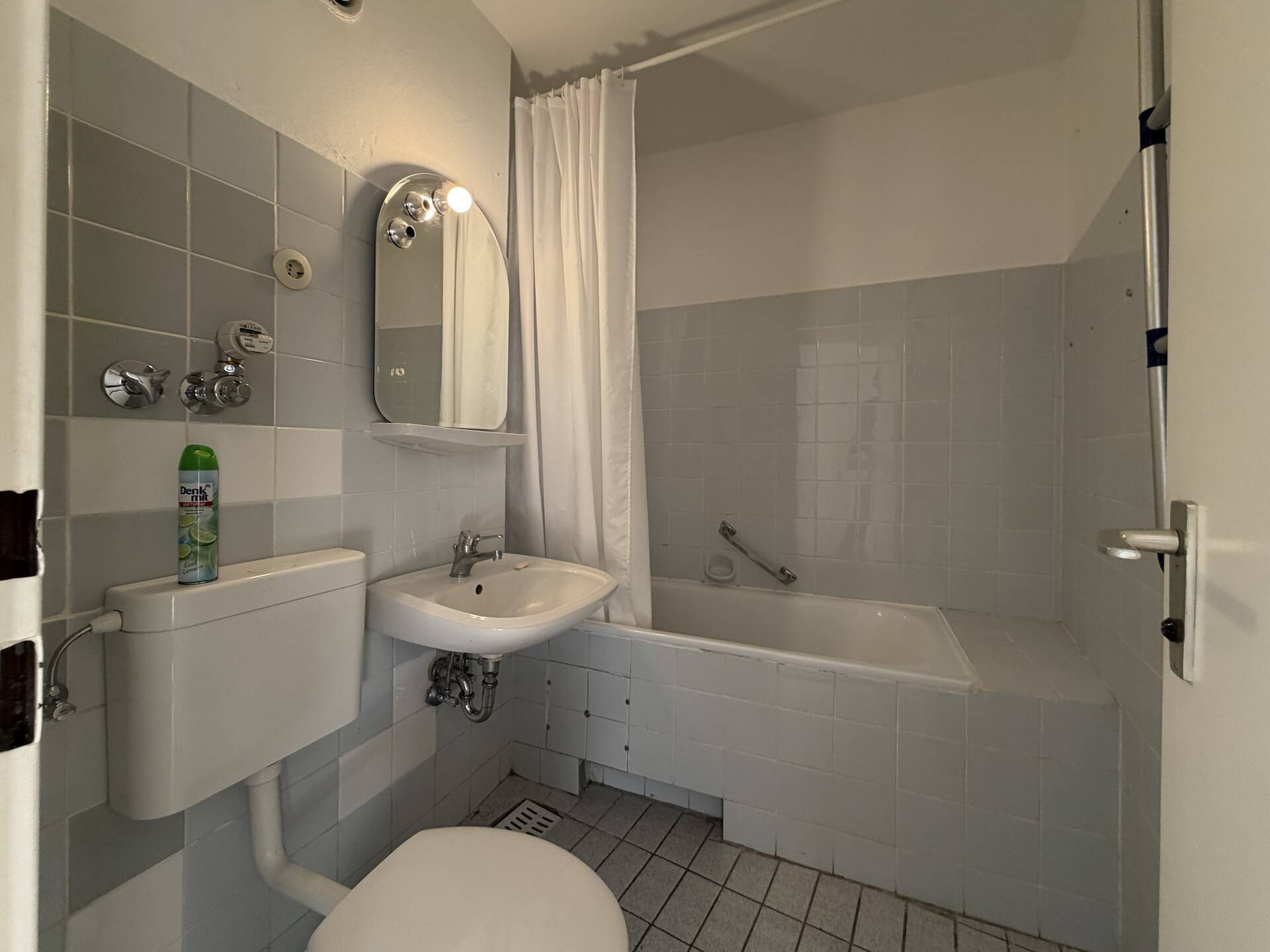 Property thumbnail 6